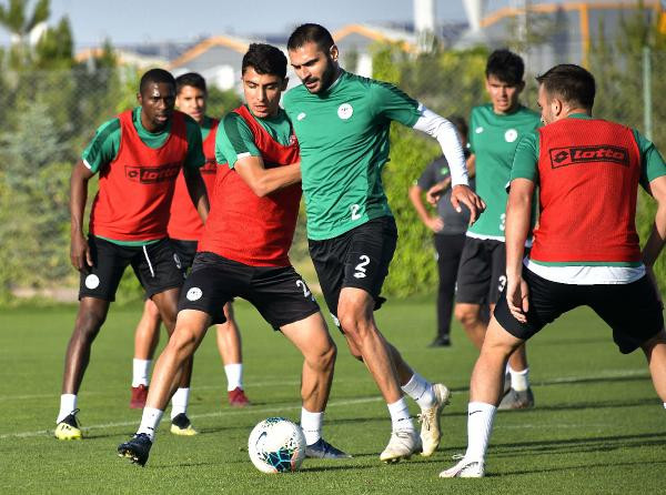 Sivasspor maçı hazırlıklarına başlayan Konyaspor'a Paolo Hurtado’dan kötü haber - Resim : 1