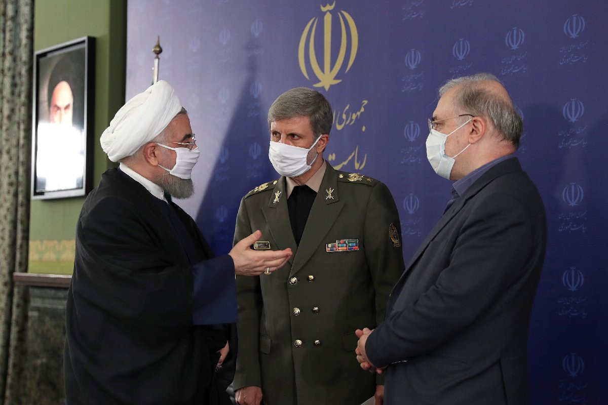 İran'da dikkat çeken maske kararı - Resim : 1
