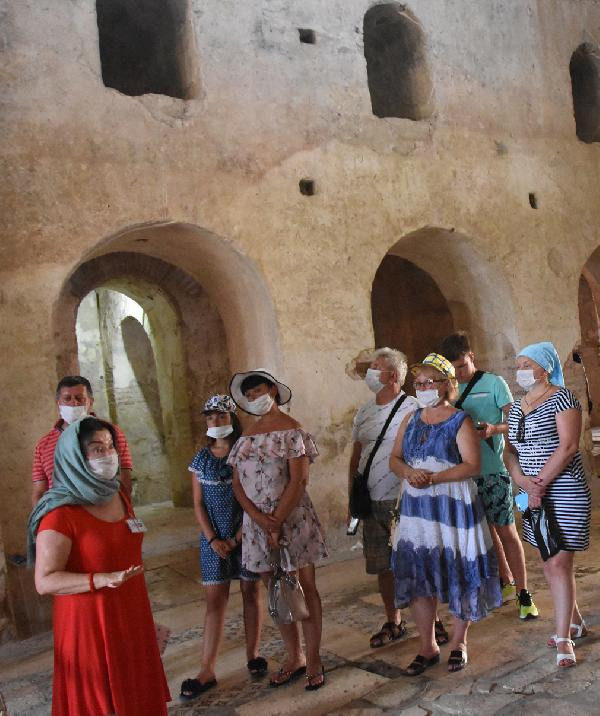 Aziz Nikolaos Müzesi ve Myra Antik Kenti ziyaretçilerini bekliyor - Resim : 1