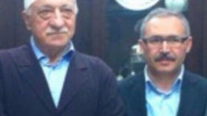 'Kılıçdaroğlu FETÖ’yü aklıyor' diyen Selvi'nin cemaatle içli dışlı geçmişi ortaya saçıldı