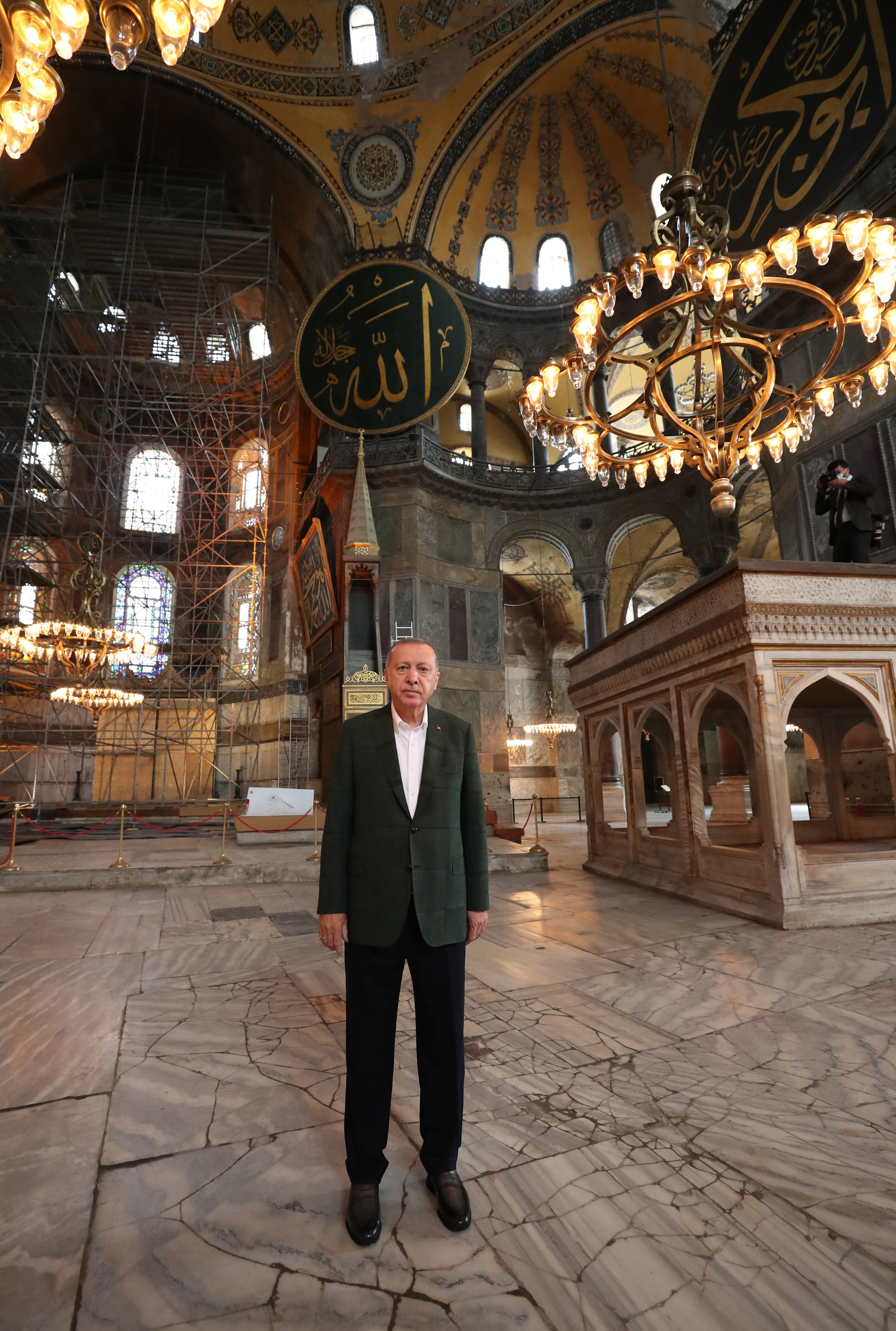 Erdoğan, Ayasofya ziyareti sonrası paylaştı! - Resim : 2