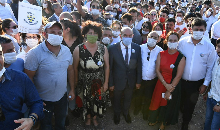 Tunç Soyer'den TOKİ eliyle rant aktarımına tepki: Araziyi alan neden açıklanmıyor? - Resim : 2