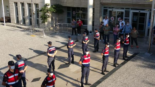 Pınar Gültekin'in katili Cemal Metin Avcı adliyeye sevk edildi - Resim : 4