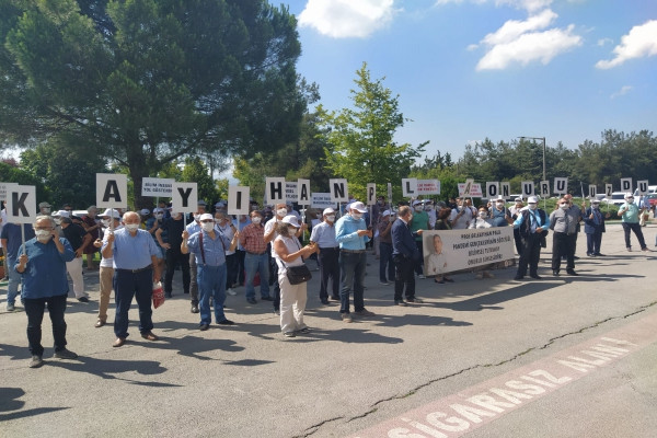 TTB'den Prof. Dr. Kayıhan Pala'ya destek: Halk değil valilik panikledi - Resim : 1