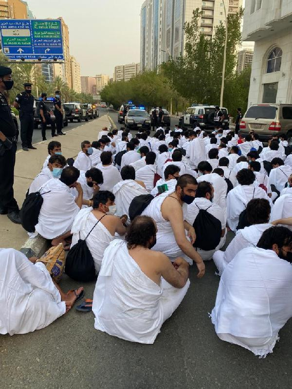 Suudi Arabistan'da 25'in üzerinde kişiye kaçak hac tutuklaması - Resim : 1