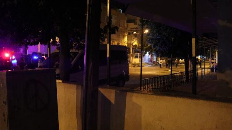 Diyarbakır'da 3 farklı noktada 'bomba' alarmı polisi harekete geçirdi - Resim : 1