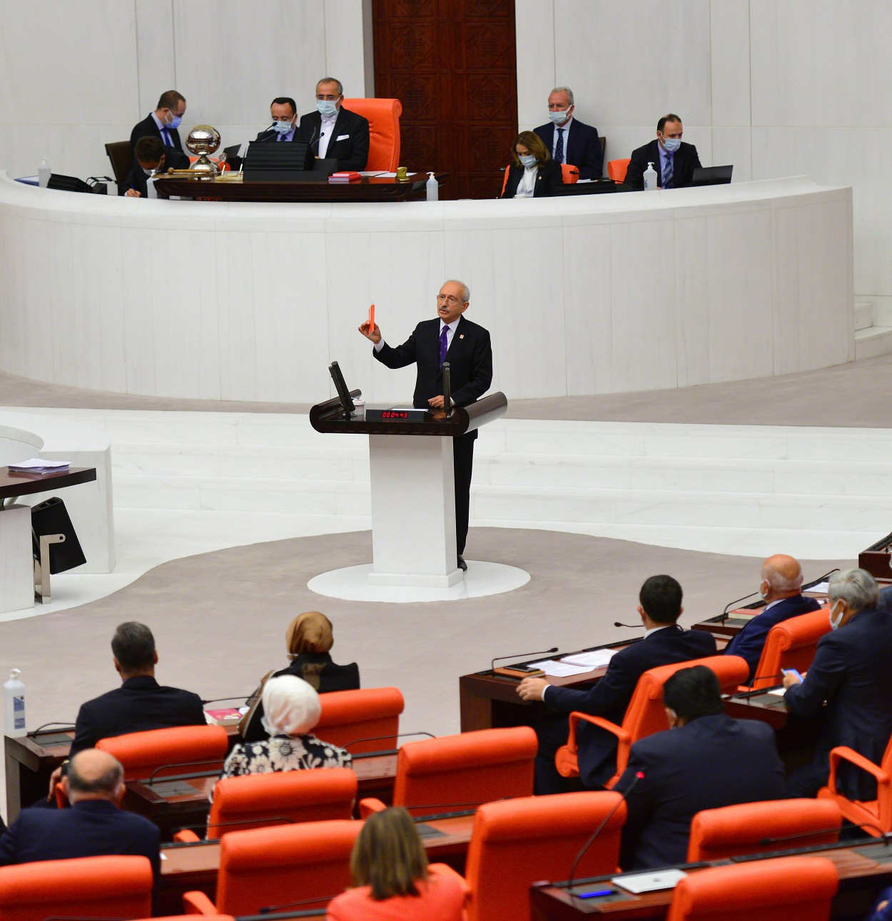 Kılıçdaroğlu'ndan Enis Berberoğlu kararına sert tepki: O zaman yargıyı da AYM'yi de kapatalım - Resim : 1