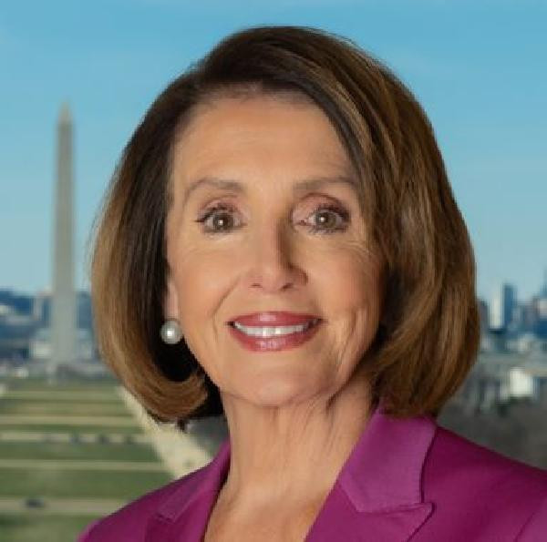 Nancy Pelosi’nin evinin önüne kesik domuz başı bırakıldı - Resim : 2