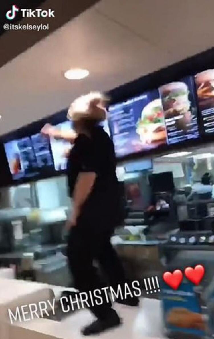 Dünyaca ünlü fast food zincirinde mide bulandıran olay - Resim : 2