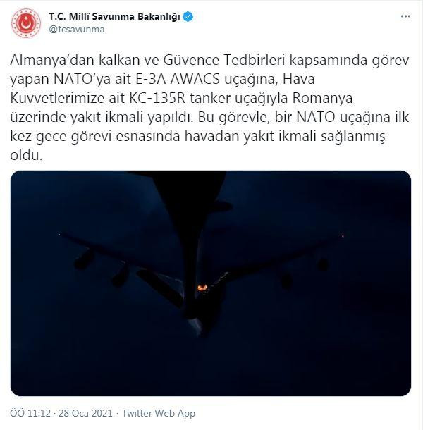NATO uçağına yakıt ikmali - Resim : 1