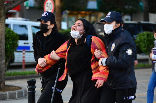 Adana'da Boğaziçi Üniversitesi protestosu: 8 gözaltı - Resim : 1