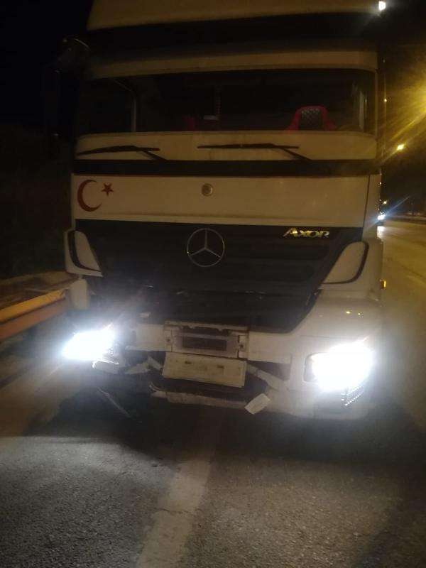 Mersin'de TIR'ın çarptığı otomobildeki 25 yıllık hemşireden acı haber - Resim : 1