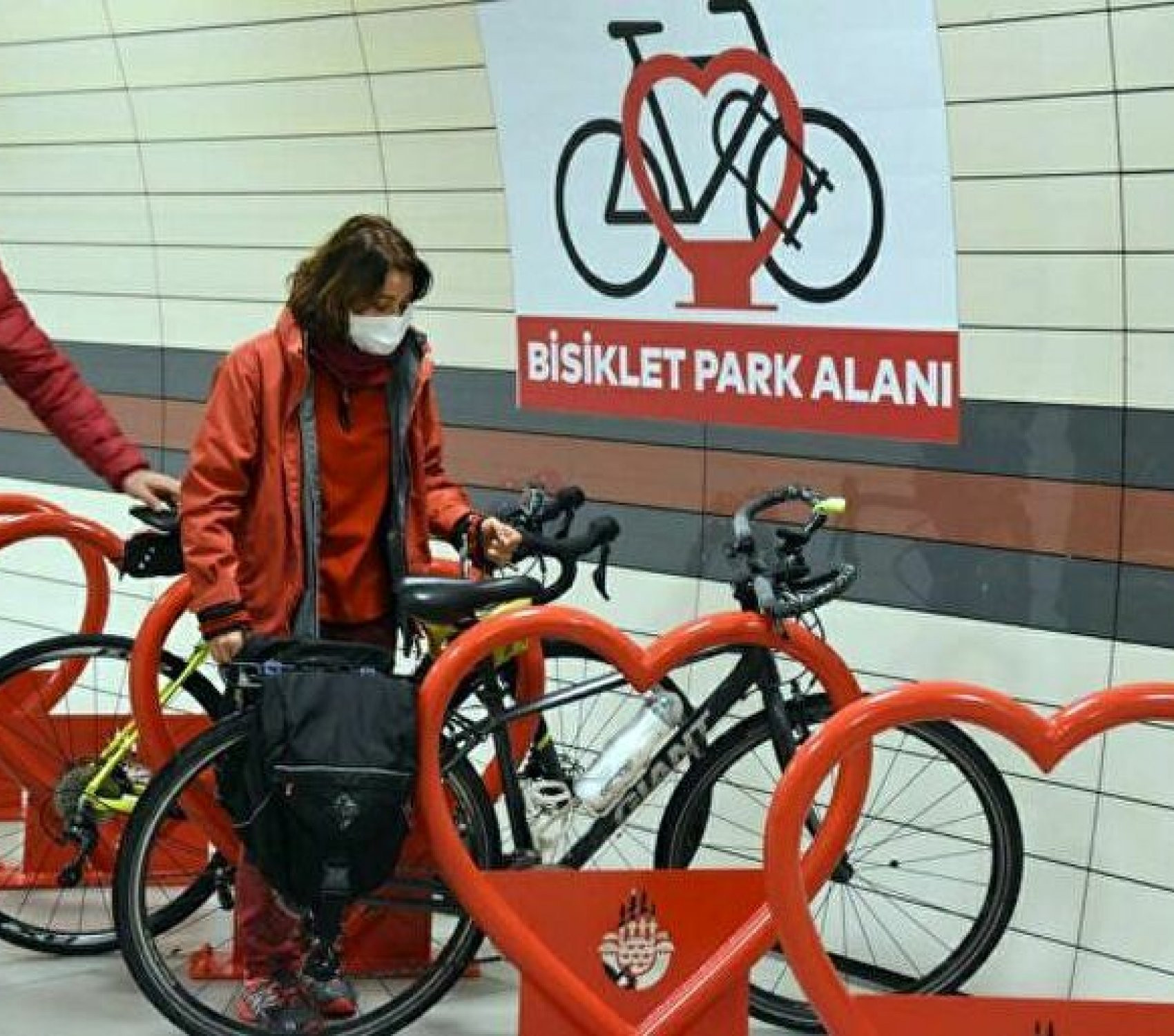 İstanbul metrosuna bisiklet parkları kuruluyor - Resim : 1
