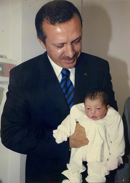 Fotoğraftaki bebek yıllar sonra Erdoğan'ın karşısına nasıl çıktı? - Resim : 1