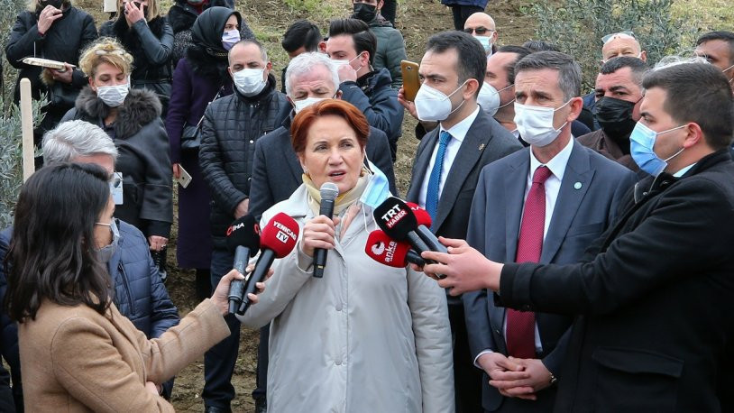 Meral Akşener'den Büyükçekmece Belediye Başkanı Hasan Akgün'e ziyaret - Resim : 1