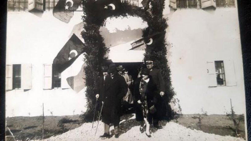 Atatürk'ün daha önce hiç yayınlanmayan bir fotoğrafı ortaya çıktı - Resim : 1