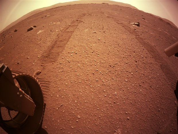 NASA, Mars’tan bir fotoğraf daha paylaştı - Resim : 1