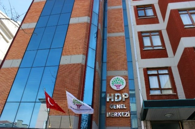 Selahattin Demirtaş'tan HDP'ye kapatma davası yorumu: Ahlaksızlığın dibi, ağır bir anayasal suç - Resim : 1