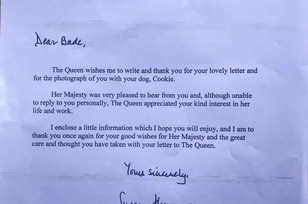 Kraliçe Elizabeth, Türk öğrencinin dilini geliştirmek için kendisine yazdığı mektuba cevap verdi - Resim : 1