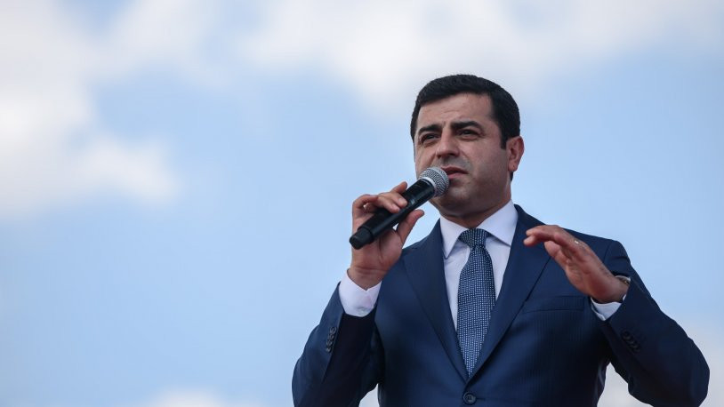 'Demirtaş artık 'eski bir genel başkan' değil, bir Kürt lider adayı'