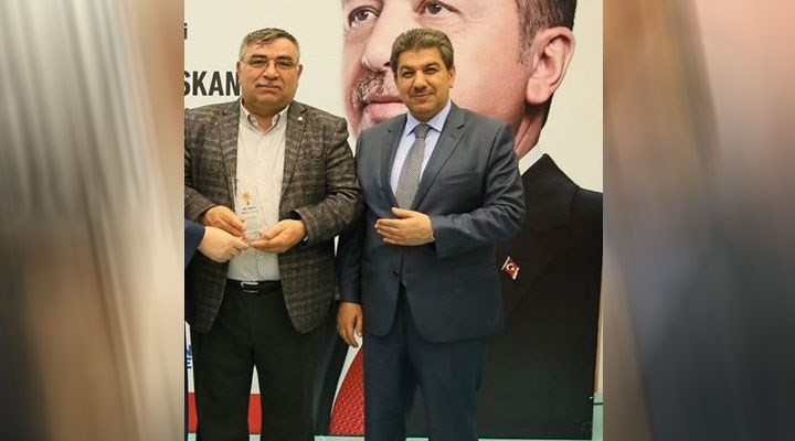 AKP'li belediyelerin milyonlarca liralık ihaleleri 'Banker Kasım' olarak tanınan isme gitti - Resim : 1