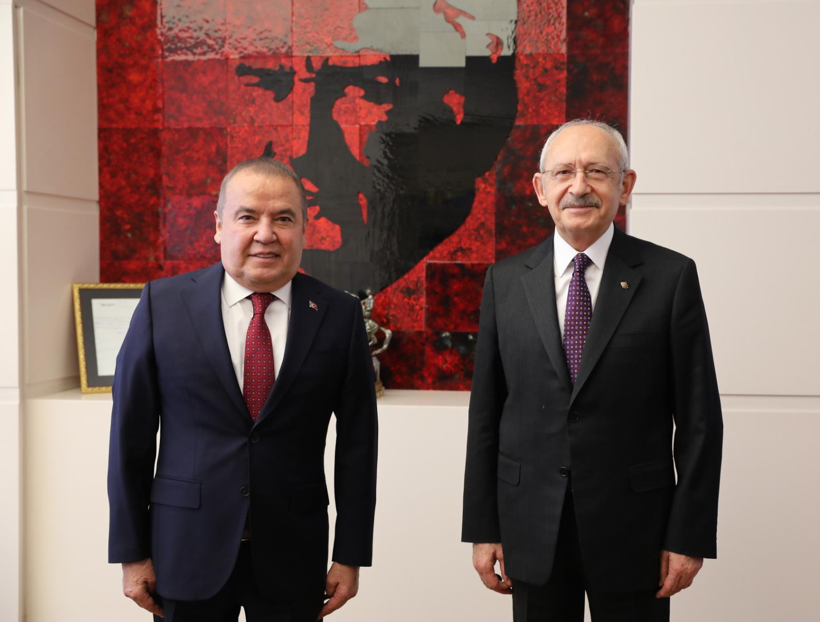 CHP Antalya İl Başkanı Nusret Bayar görevden alındı! - Resim : 2