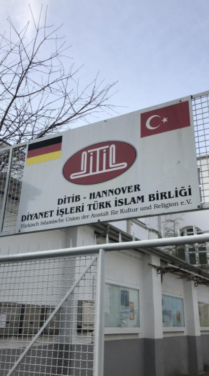 AKP'nin 45 kişiyi gönderdiği Almanya gezisinden ilk kare ortaya çıktı! - Resim : 1