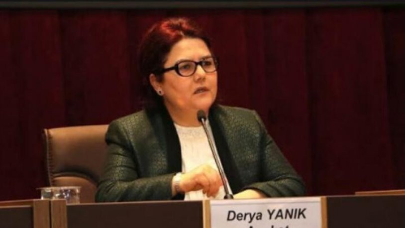 Aile ve Sosyal Hizmetler Bakanlığı görevine atanan Derya Yanık'ın FETÖ paylaşımları ortaya çıktı