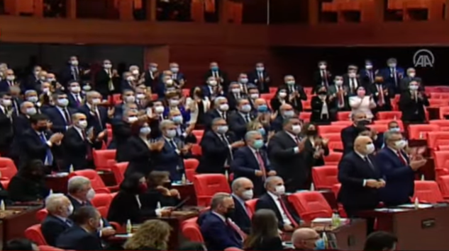 Kılıçdaroğlu'ndan Meclis'te '23 Nisan' konuşması! Vekiller ayakta alkışladı - Resim : 1
