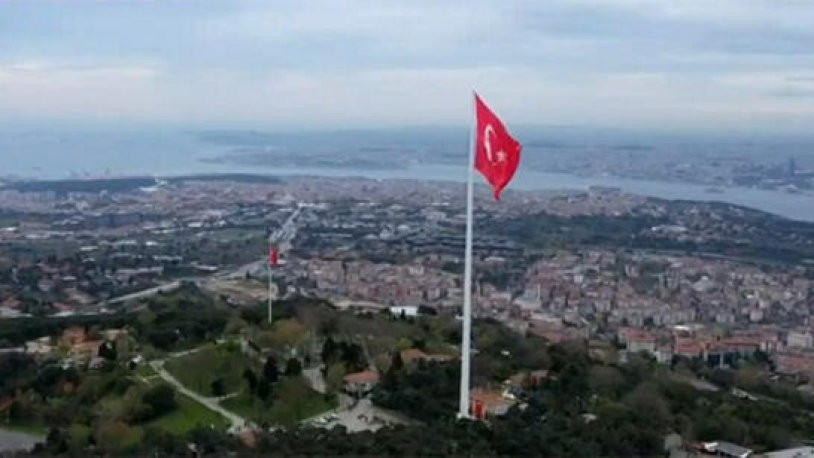 Türkiye'nin en büyük bayrağı törenle göndere çekildi: Erdoğan'dan flaş açıklama - Resim : 2