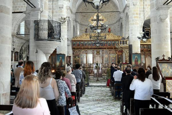 Hatay'da koronavirüs gölgesinde Paskalya Bayramı ayini - Resim : 1