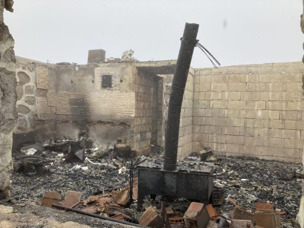 Rize'de dikkat çeken yangınlar: 15 yayla evi ateşe verildi - Resim : 2