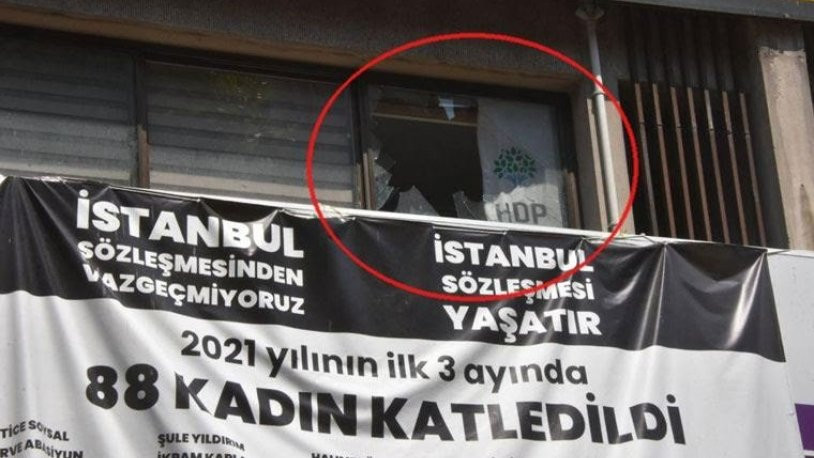 HDP İzmir il binasına silahlı saldırı: 1 ölü!