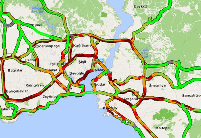 İstanbul'da sağanak yağış: Tramvay seferleri durdu, trafik kilitlendi - Resim : 1