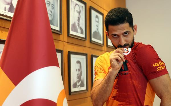 Galatasaray, Emre Akbaba için kararını açıkladı - Resim : 1