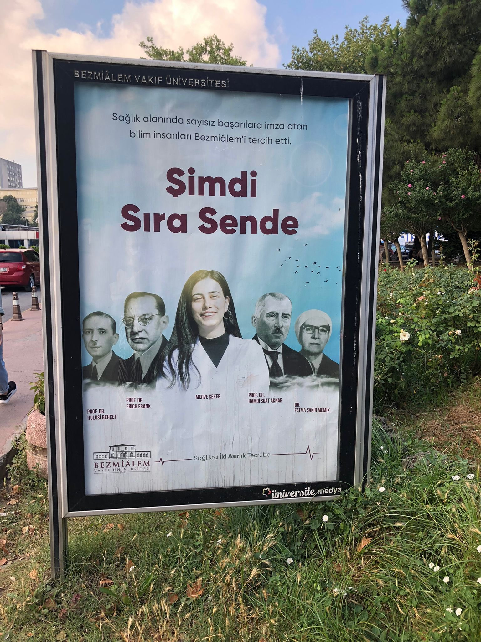 Bezmi Alem Üniversitesi'nden skandal! Erich Frank ve önemli Türk doktorlar reklam malzemesi yapıldı - Resim : 1