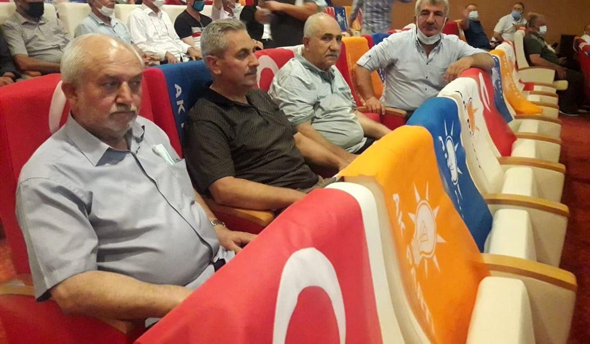 AKP'den bir Türk bayrağı skandalı daha! Bu kadarı pes dedirtti - Resim : 1