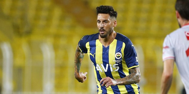 Fenerbahçe'de sakatlık şoku! Takımdan ayrı çalıştı - Resim : 1