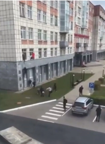 Rusya'da üniversiteye ateş açıldı: Ölü ve yaralılar var - Resim : 1