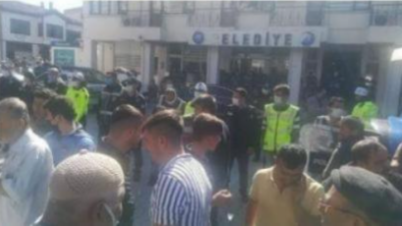 AKP'li belediyeyi taşlamışlardı: İki köylü tutuklandı