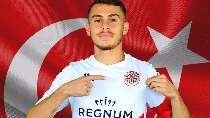 Galatasaray'ın 5 kişilik transfer listesi - Resim : 1