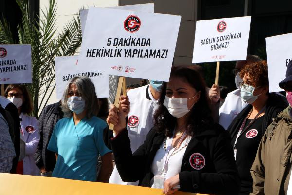 Hekimler '5 dakika' uygulamasına karşı ayağa kalktı: Daha çok istifa, daha çok şiddet demek - Resim : 1