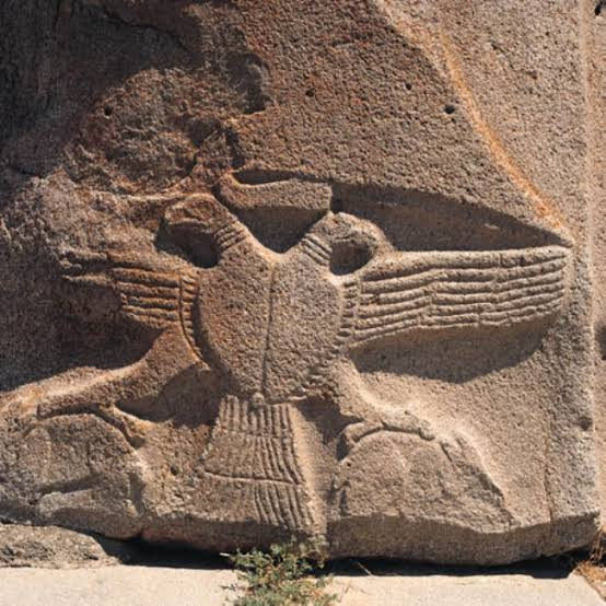 Bahçeli'nin gündeme getirdiği 'Selçuklu'nun Çift Başlı Kartal'ı dört bin yıldır Anadolu'da: Asurlar, Hititler... - Resim : 2