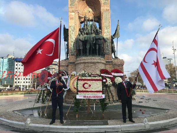 KKTC'nin 38. kuruluş yıl dönümü Taksim'de törenle kutlandı - Resim : 1