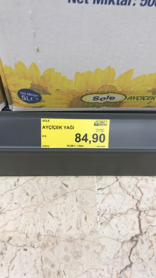Ayçiçek yağı fiyatları yine zamlandı! İşte A101 ve BİM’de yağ fiyatları - Resim : 1