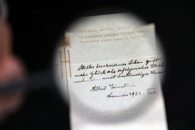 Albert Einstein'ın görelilik teorisi notları rekor fiyata satıldı - Resim : 2