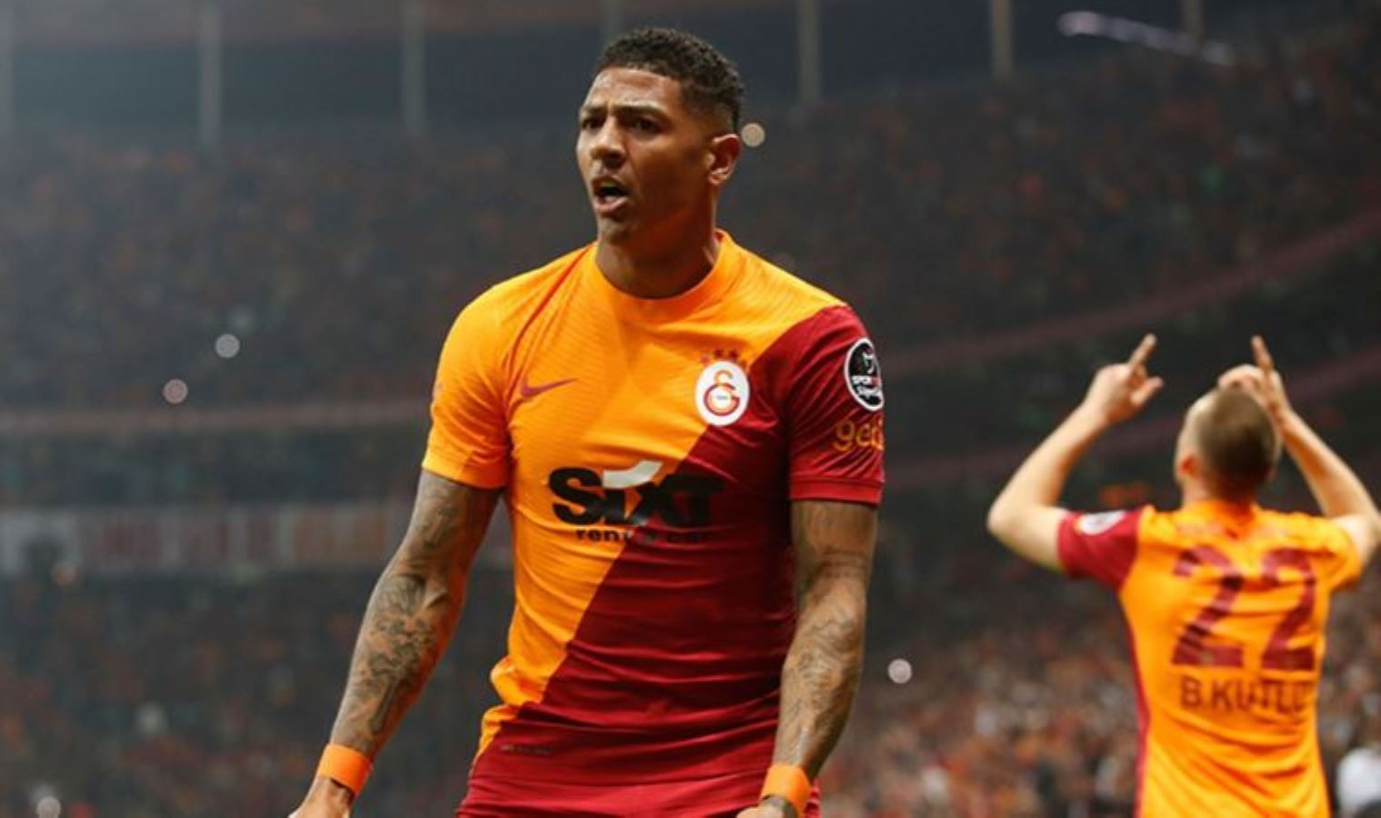 Patrick van Aanholt'tan Galatasaray'a kötü haber - Resim : 1
