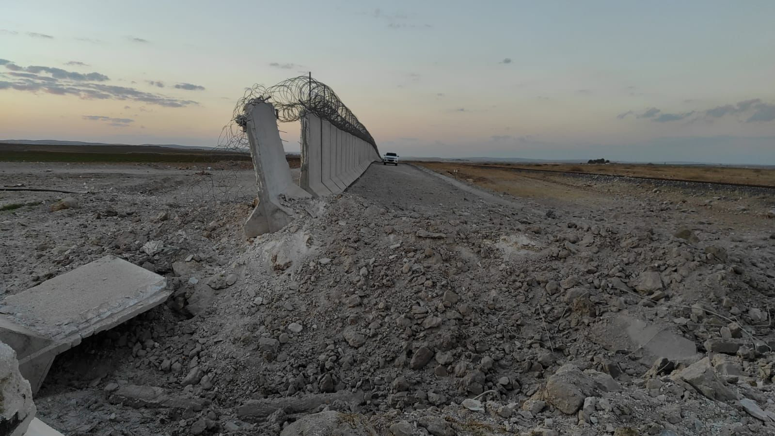 Şanlıurfa'da 3 asker şehit oldu - Resim : 2