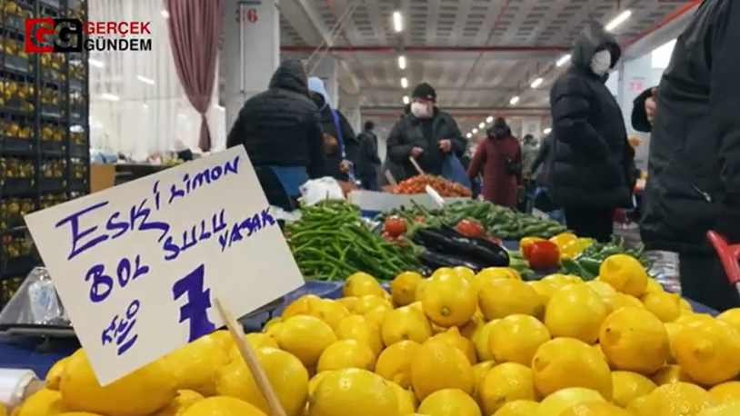 Pazarda fiyatlar birkaç saatte değişiyor, fiyat yazılmıyor - Resim : 3