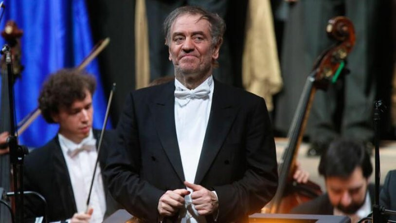 Münih Filarmoni Orkestrası’nın Rus şefi Valery Gergiev, görevden alındı